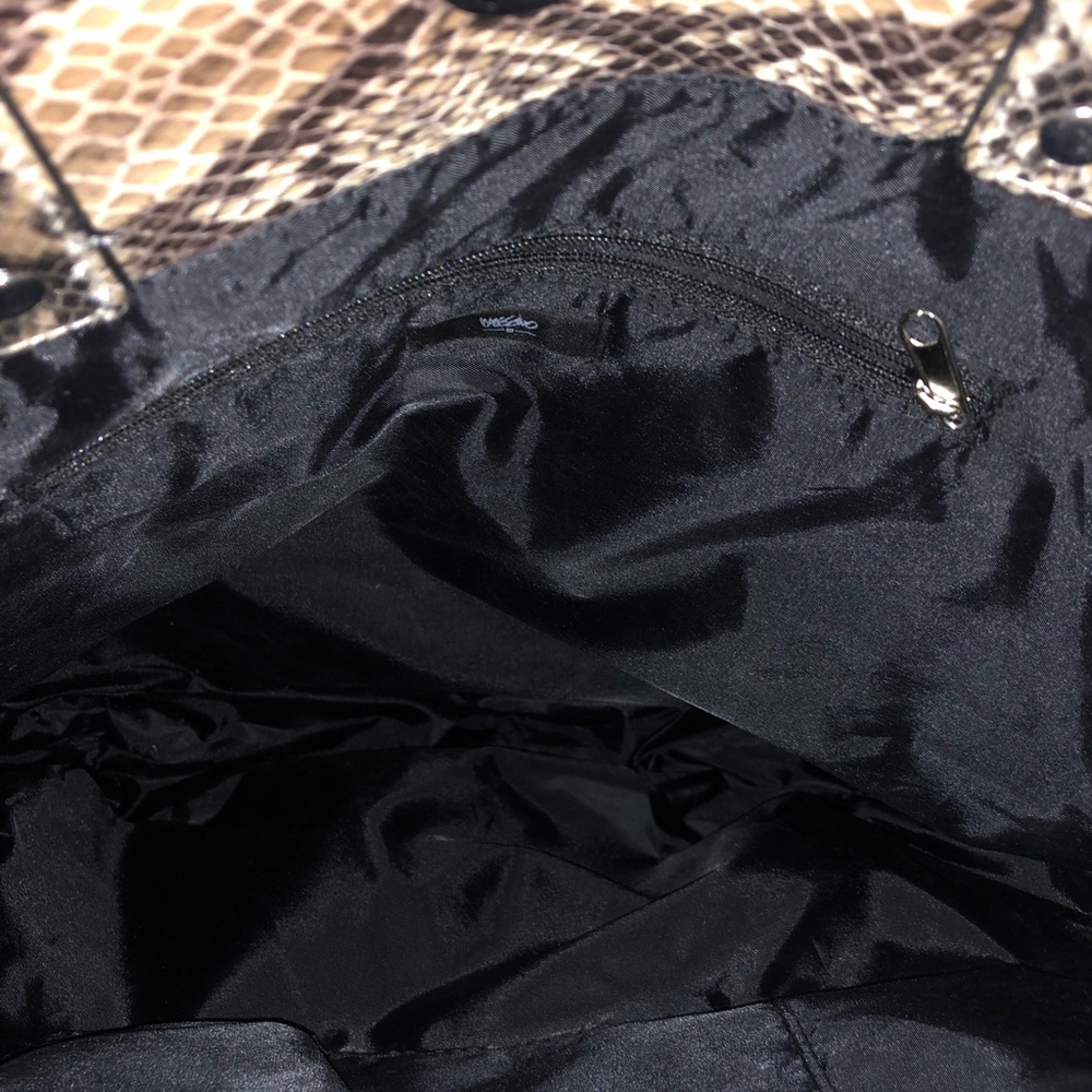 🎉HOSTPICK🎉NWOT Mossimo Snakeskin Bag SEE BOOTIES - Picture 5 of 10